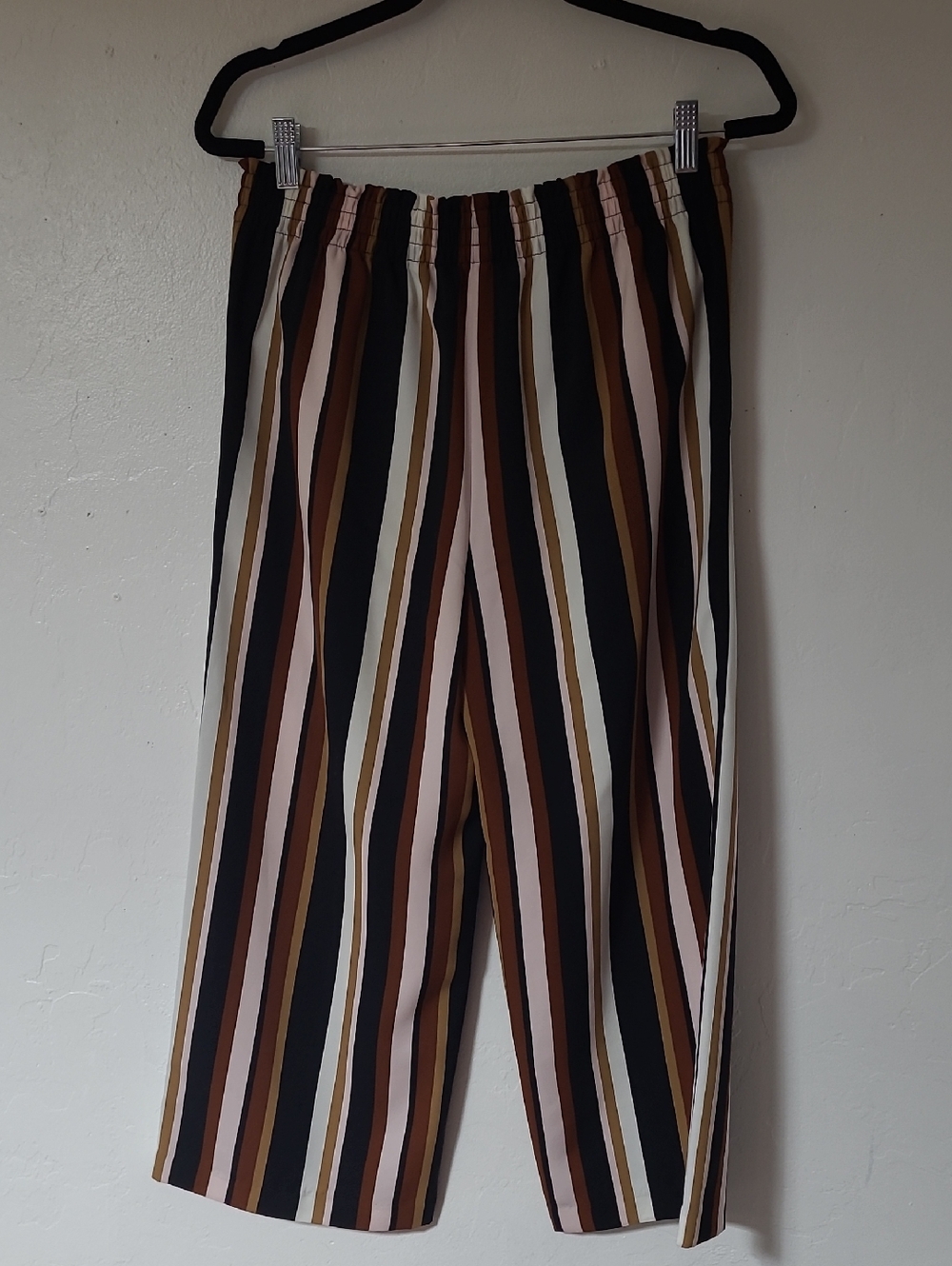 Striped Wide Leg Pant - Picture 5 of 8